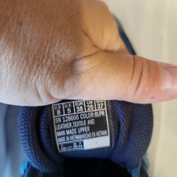 Skeckers Air Cooled Go Run , Size 8 - Picture 7 of 7